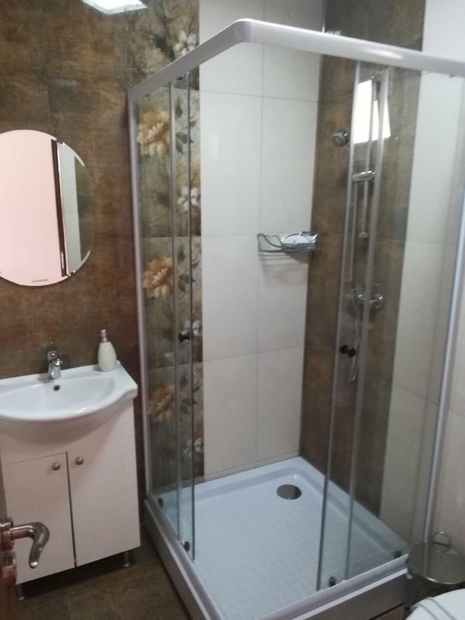 Hotel Casa Gogu à Năvodari Extérieur photo